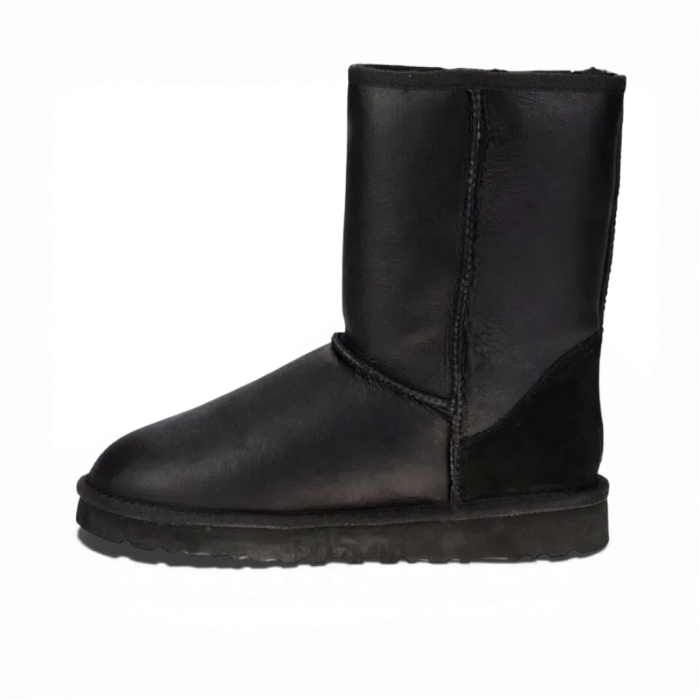 Ugg Short II Leather