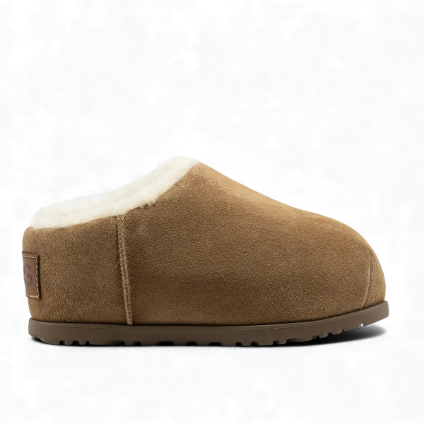 UGG Pumped Slide Chestnut